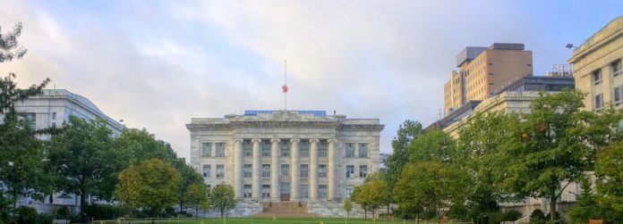 1280px-Harvard_Medical_School_HDR