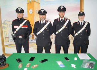 Operazione antidroga “Mare e Monti”. I Carabinieri arrestano tre uomini e una donna. Sequestrato quasi mezzo chilo di stupefacente