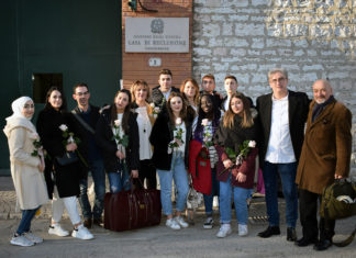 Detenuti-studenti, alunni e insegnanti. Il Donati porta il teatro dell’inclusione in carcere