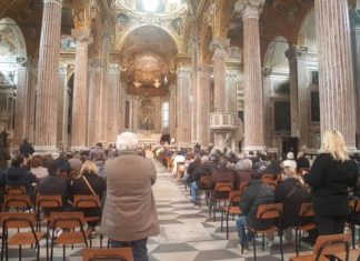 Le chiese riaprono, messa dal 18 maggio