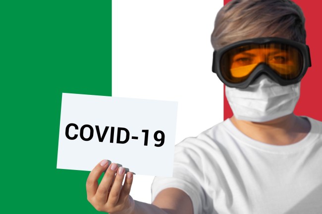 italy-coronavirus-covid-19-inscription-flag-thermal-screening-airport-control-covid19-covid-passenger_t20_kLlk3r