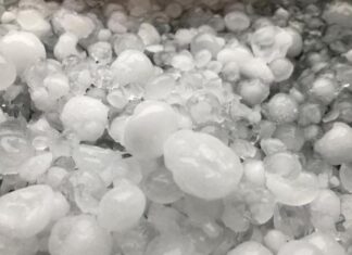 Maltempo nella notte, grandine nel Montefeltro