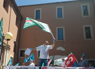 Indennità Covid, a Fano sit-in sotto l’Area Vasta
