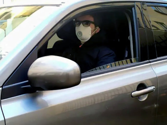 mascherina in auto ok