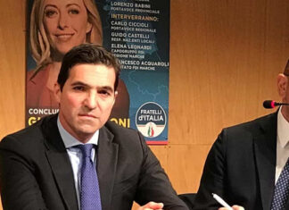 Regionali Marche, il centro destra ufficializza Francesco Acquaroli