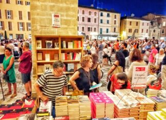 Fano, Passaggi Festival torna in piazza a fine agosto