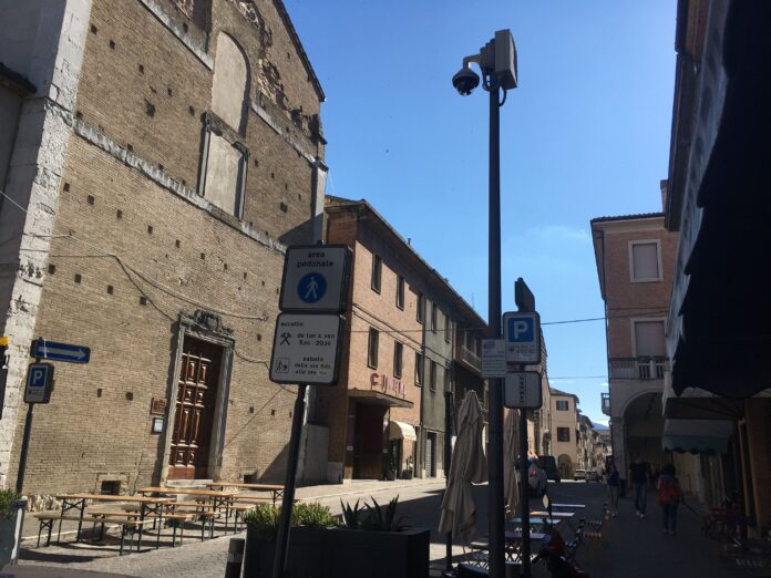 Telecamera davanti a San Filippo