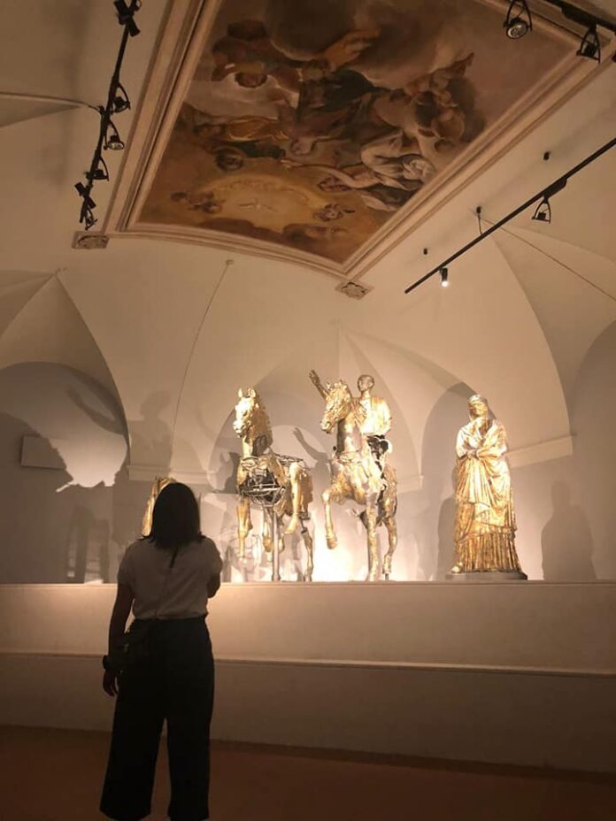 bronzi visitatori