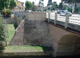 Due ponti sotto esame a Fano, viabilità modificata