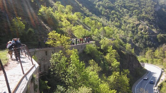 Acquedotto_Gubbio