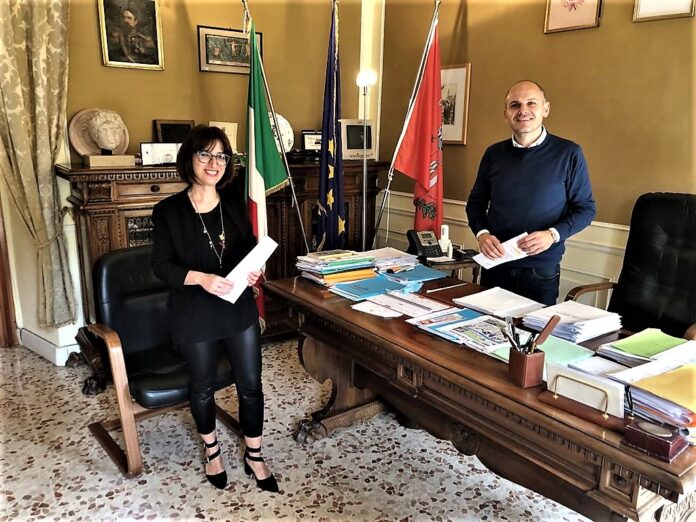 La direttrice di Ubi Banca Cantiiano Maria Grazia Riminucci
