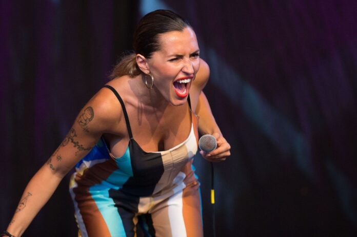 Serena-Brancale-01_musicaintorno