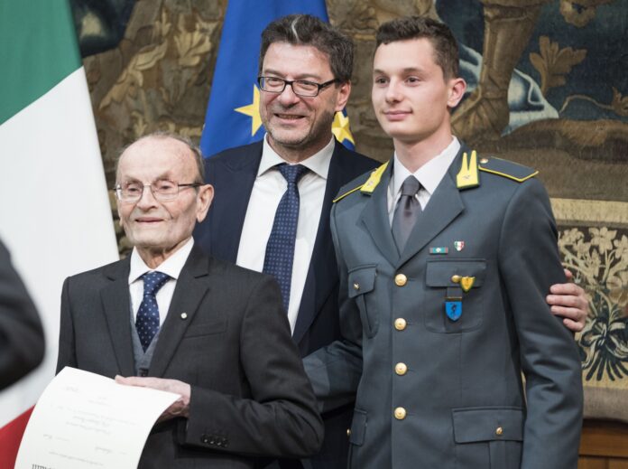 oTTAVIANI CON Tortu