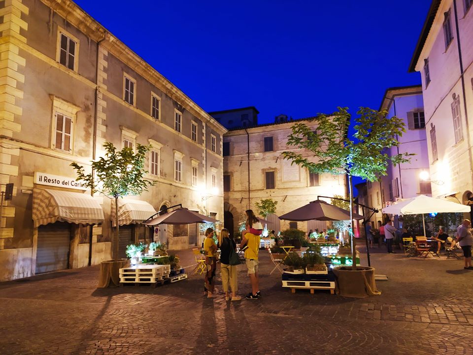 pesaro via giolitti fabbrica di biciclette