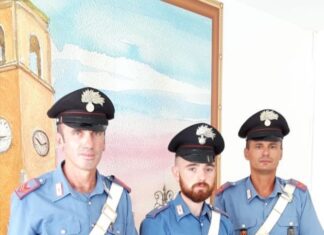 Fano, cocaina nascosta in un campo di girasoli. Giovane coppia in manette