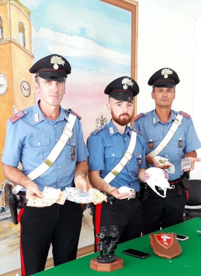 585189_carabinieriFotodrogaedaltrorinvenuti_std