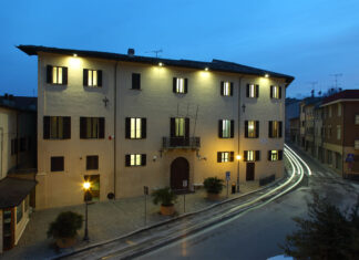 L’inattesa presenza. Storie di marchigiane nella contemporaneità. A San Costanzo l’inaugurazione della rassegna estiva nella corte di Palazzo Cassi