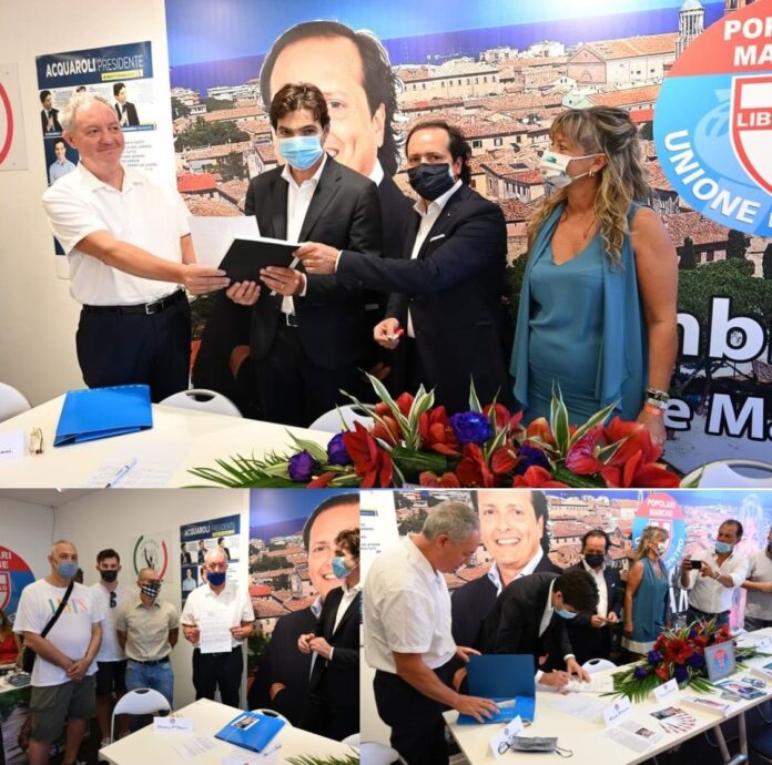 COLLAGE FOTO CONSEGNA FIRME (3)