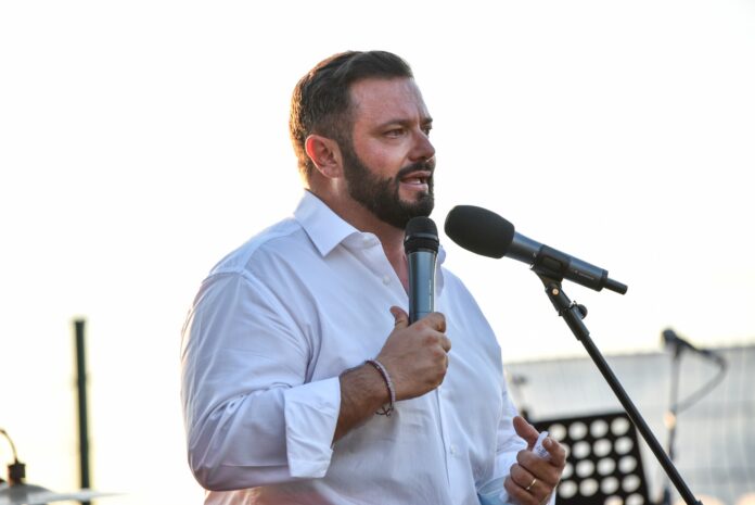 foto mirco carlonii