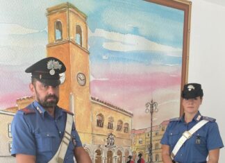 Fano, adibiva la cucina a luogo di deposito e confezionamento della droga. I carabinieri arrestano ventenne del posto