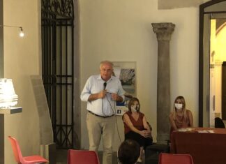 Dimissioni e revoca di Gambini: Gruppo M5S Urbino: “Una faida degna di essere rappresentata a teatro”
