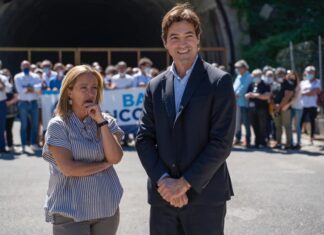 Giorgia Meloni al traforo della Guinza e all’ex ospedale di Fossombrone. Baldelli: “Sulla sanità battaglia che verrà portata a termine”