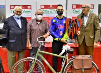 Bocce, il fanese Cappellacci profeta in patria nel ricordo delle vittime del Covid