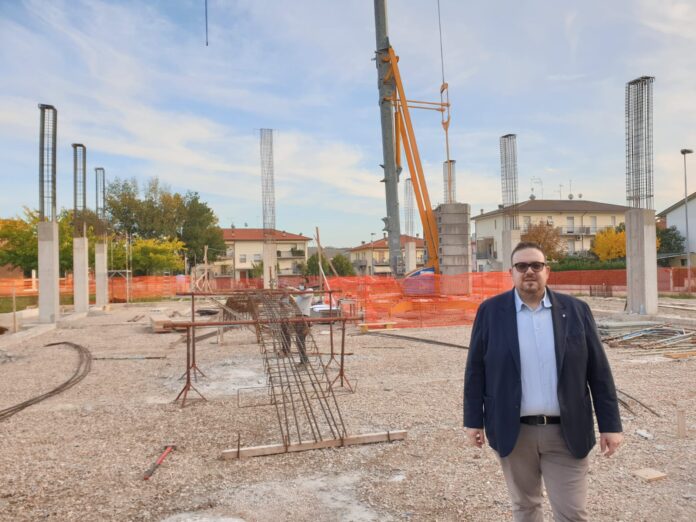 davide dellonti cantiere nuova palestra san lorenzo in campo