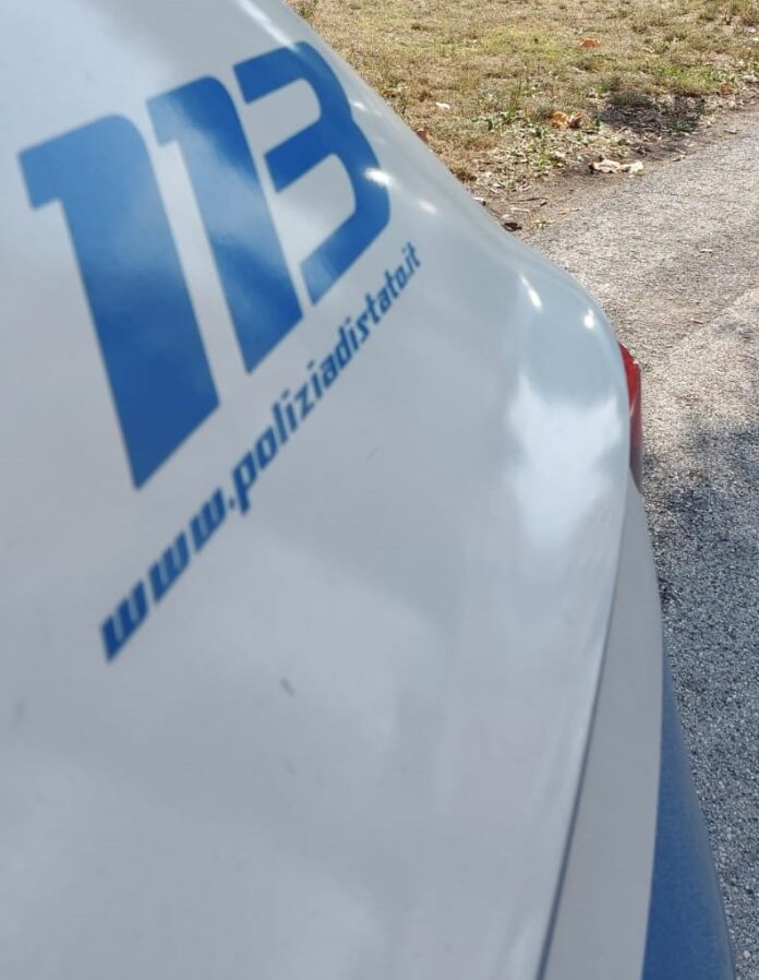 foto poliziaaac