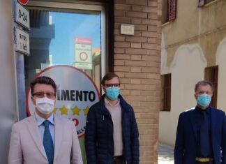 Festa da incubo a Fano, 5 Stelle all’attacco