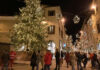 A Fossombrone acceso il grande albero di Natale, un segnale di speranza….