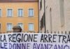 Protesta femminista a Fano contro la giunta regionale