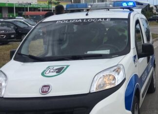 Fano, tamponamento a tre sull’Adriatica. Settantenne al pronto soccorso