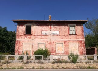 Valoreimmobiliare srl vende due immobili a Gallo di Petriano e a Rosciano di Fano