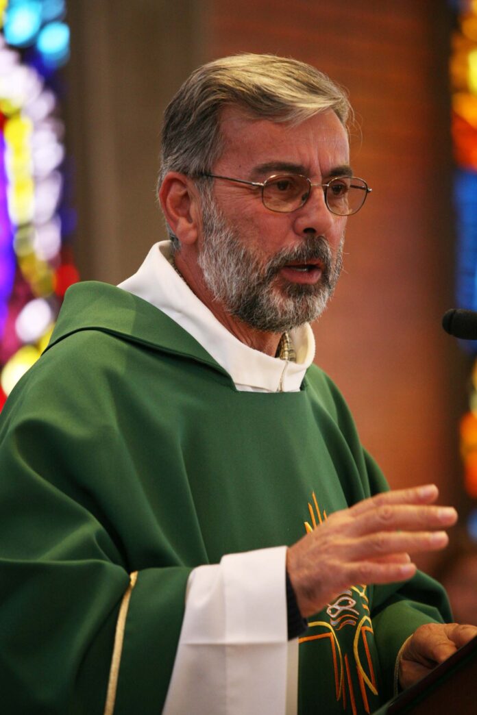 foto don luciano gattei