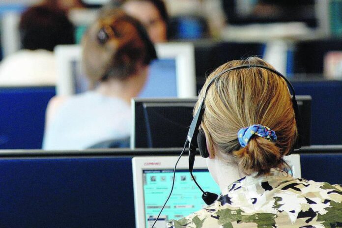 1528267689-call-center