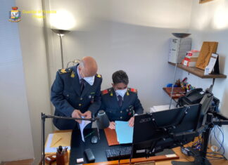 Bigiotteria, accessori moda e mascherine: sequestrati 13.500 prodotti non conformi in alcuni esercizi commerciali di Fossombrone, Acqualagna e Urbania