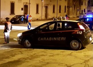 Ruba portafogli ed estorce 100 euro al proprietario per restituirglielo. Senegalese arrestato dai carabinieri a Fossombrone