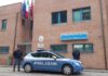 Tossisce senza mascherina e reagisce agli agenti: espulso immigrato
