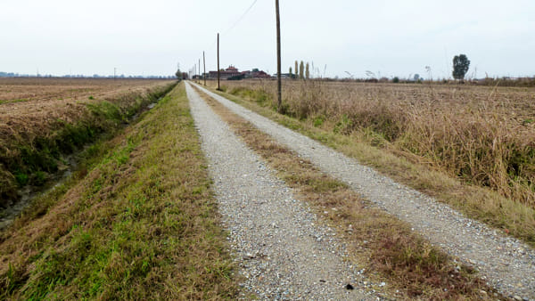 strada interpoderale