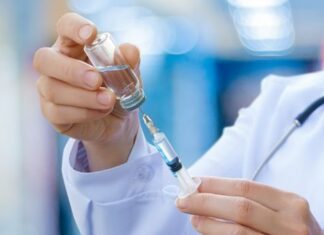 Da oggi nelle Marche è possibile prenotare la quarta dose vaccinale per i 386mila over 60, con le solite modalità