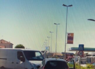 Fano, incidente all’incrocio maledetto: è il secondo in pochi giorni