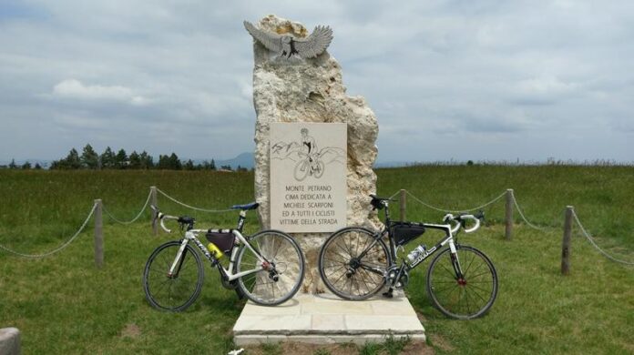 monumento scarponi