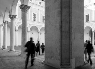 Pronto il catalogo della mostra “Carlo Bo, il Palazzo ducale. Parole e immagini nelle stanze”