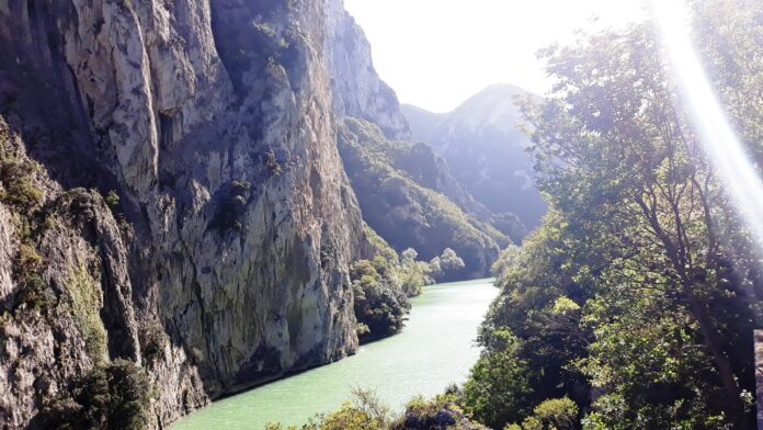 Riserva Naturale Gola del Furlo