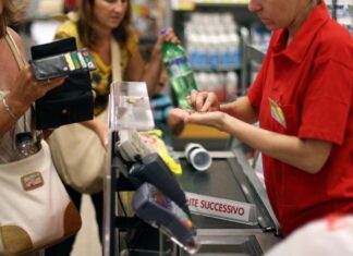 Centro per l’impiego di Fano: cercasi commessi di supermercato, ragionieri e verniciatori