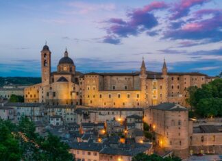 A Urbino il Jazz suona Note Noir: venerdì 21 agosto alla Casa della Poesia musica, libri e haiku. Rigorosamente noir