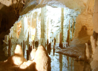Le Grotte di Frasassi compiono 50 anni