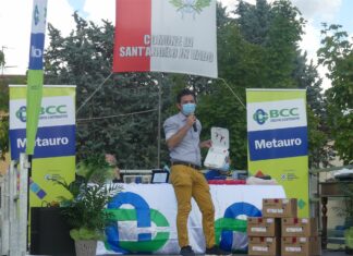 Sant’Angelo in Vado, la Bcc del Metauro ha donato al Comune 5 defibrillatori