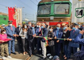 Dopo 8 anni il treno è tornato a percorrere i binari della linea ferroviaria Fabriano-Pergola